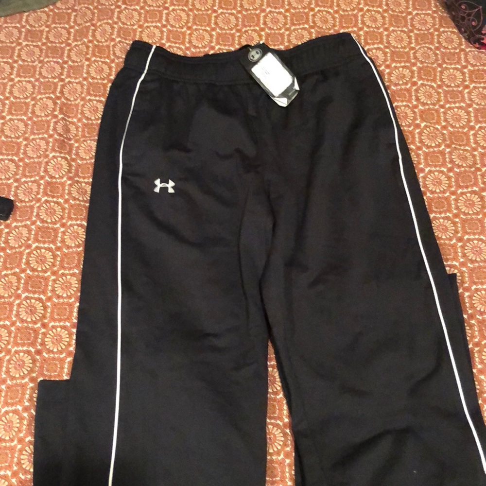 Black under armour sweatpants